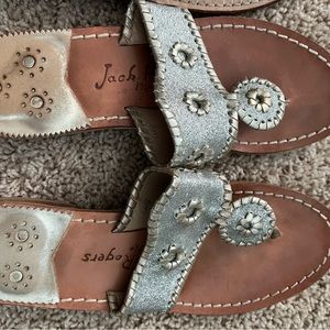 Jack Rogers Sandals in Metallic Silver size 8M